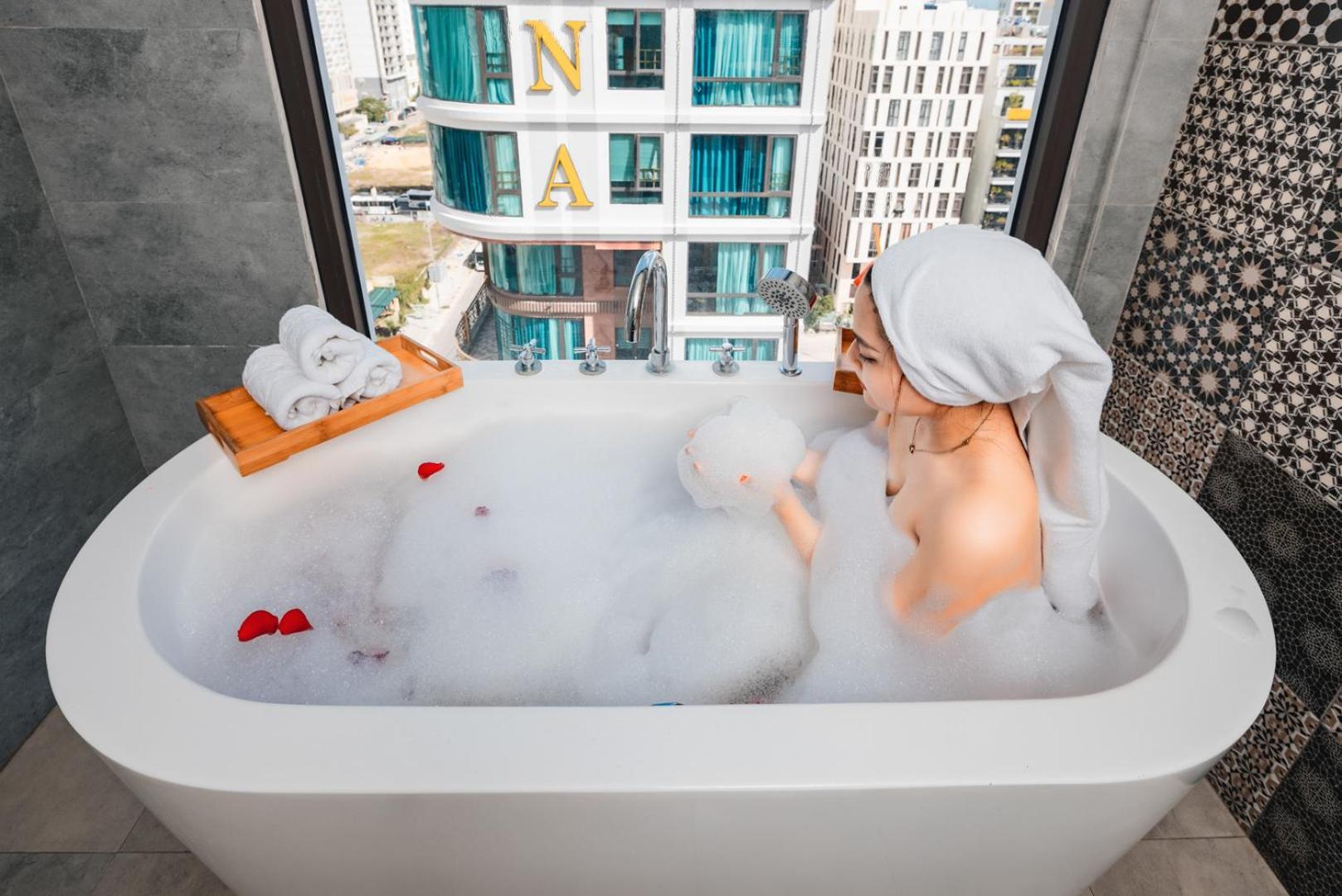 Minh Chau Premium Hotel Danang Ngoại thất bức ảnh
